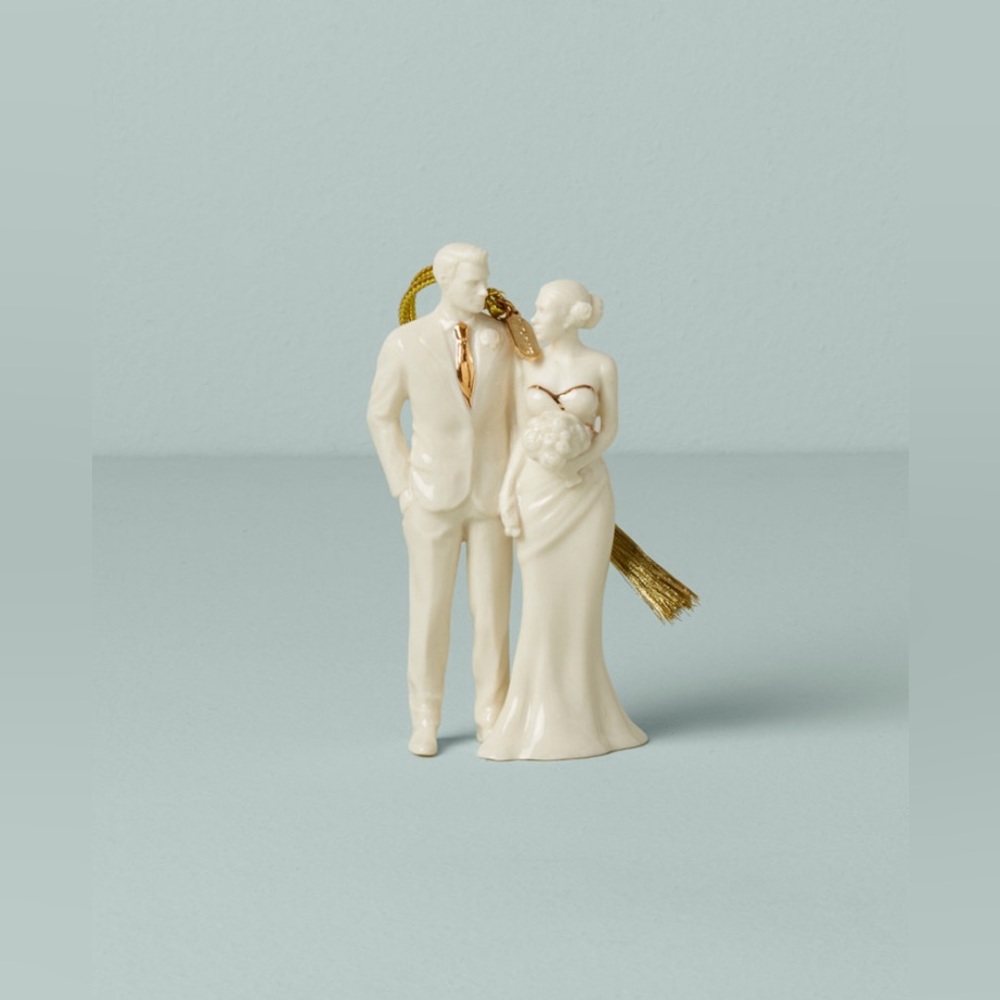 🤍💛🤍NWT Lenox Bride & Groom Ornament